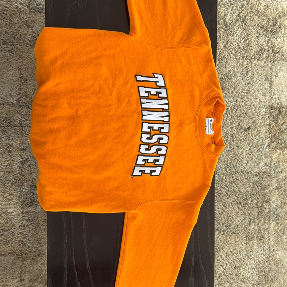 University of Tennessee  orange sweatshirt size medium